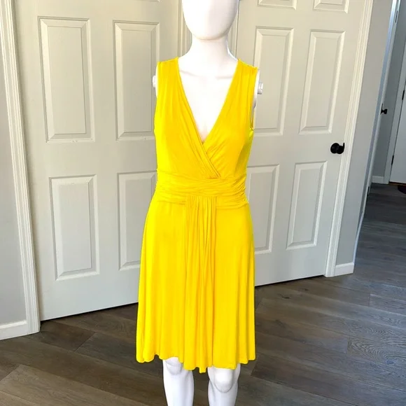 Boston Proper Lemon Yellow Sleeveless Crossover V-Neck Ruched Waisted Dress-XS - Picture 2 of 8